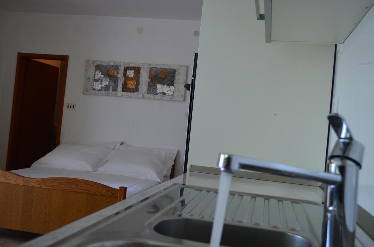 Apartman Roguljic スプリト エクステリア 写真