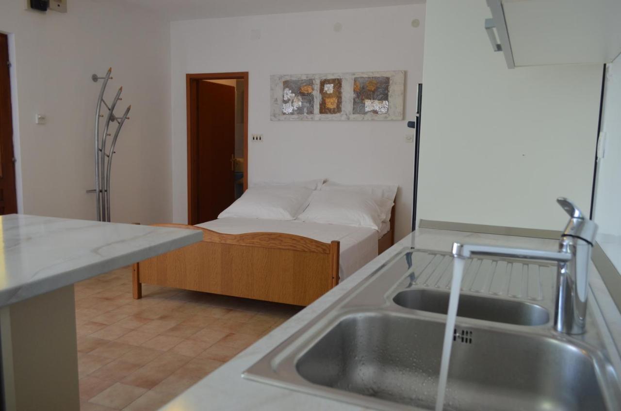 Apartman Roguljic スプリト エクステリア 写真